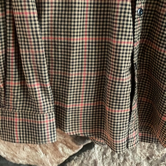 American Eagle Tan Tartan Button Down Long Sleeve - Picture 4 of 6